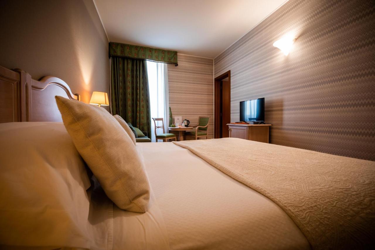 Hotel Palazzo Lovera Cuneo Eksteriør billede