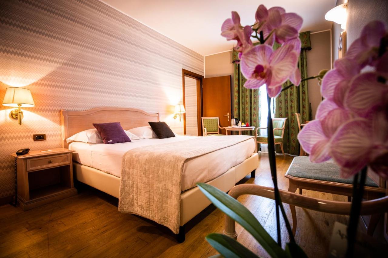 Hotel Palazzo Lovera Cuneo Eksteriør billede