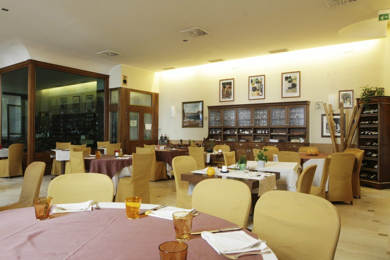 Hotel Palazzo Lovera Cuneo Eksteriør billede